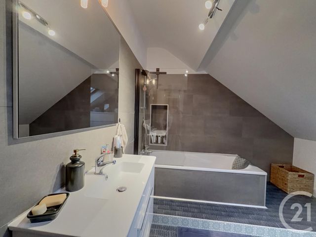 Maison &agrave; vendre - 4 pi&egrave;ces - 115 m2 - La Ferte St Aubin - 45 - CENTRE