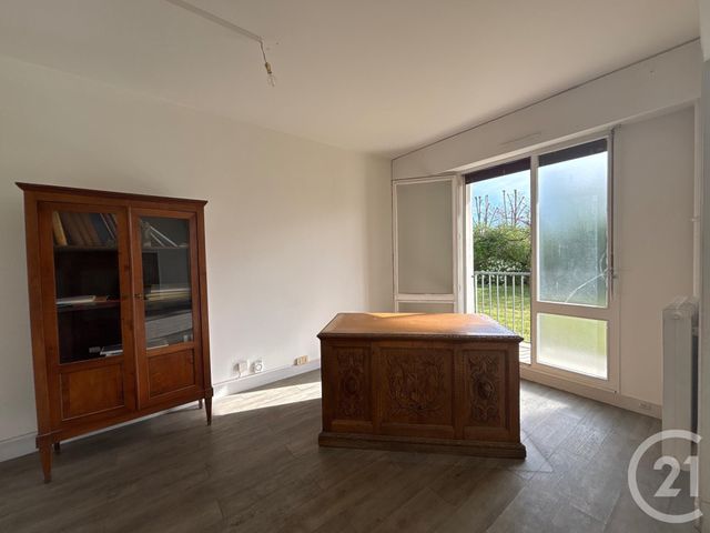 Appartement Local &agrave; louer - 2 pi&egrave;ces - 63,36 m2 - Olivet - 45 - CENTRE