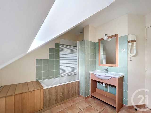 Maison &agrave; louer - 2 pi&egrave;ces - 38 m2 - Ardon - 45 - CENTRE