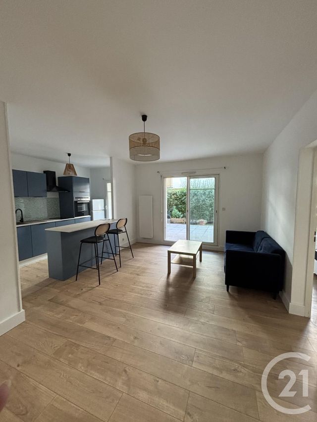 Appartement T2 &agrave; louer - 2 pi&egrave;ces - 44,04 m2 - Olivet - 45 - CENTRE