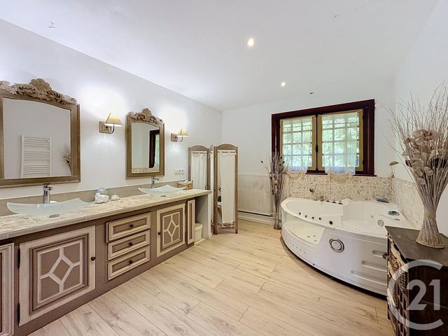 Maison &agrave; vendre - 7 pi&egrave;ces - 218 m2 - Marcilly En Villette - 45 - CENTRE