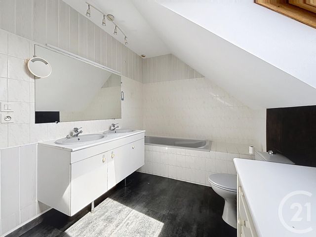 Maison &agrave; louer - 6 pi&egrave;ces - 145,26 m2 - Olivet - 45 - CENTRE