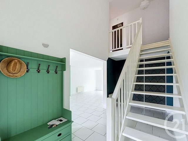 Maison &agrave; louer - 6 pi&egrave;ces - 145,26 m2 - Olivet - 45 - CENTRE