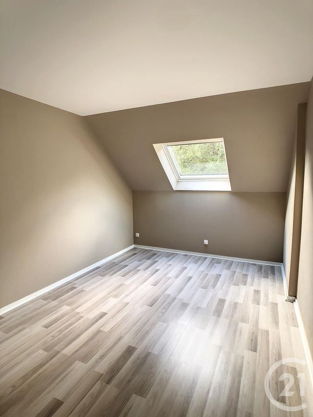 Maison &agrave; louer - 4 pi&egrave;ces - 84 m2 - Menestreau En Villette - 45 - CENTRE