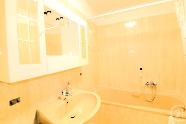 Appartement F2 à vendre - 2 pièces - 45 m2 - Roquebrune Cap Martin - 06 - PROVENCE-ALPES-COTE-D-AZUR