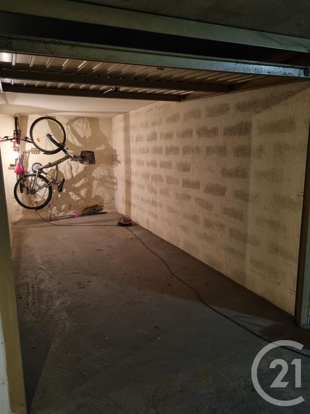 Parking à vendre - 10 m2 - Menton - 06 - PROVENCE-ALPES-COTE-D-AZUR