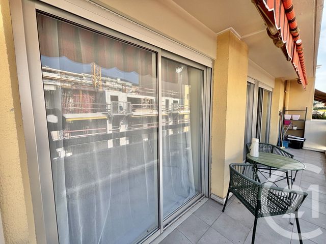 Appartement F2 &agrave; louer - 2 pi&egrave;ces - 47,19 m2 - Roquebrune Cap Martin - 06 - PROVENCE-ALPES-COTE-D-AZUR