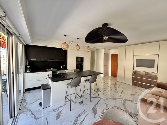 Appartement F2 &agrave; louer - 2 pi&egrave;ces - 47,19 m2 - Roquebrune Cap Martin - 06 - PROVENCE-ALPES-COTE-D-AZUR