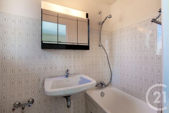 Appartement F3 &agrave; vendre - 3 pi&egrave;ces - 104,35 m2 - Menton - 06 - PROVENCE-ALPES-COTE-D-AZUR