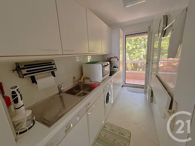 Appartement F2 à vendre - 2 pièces - 48 m2 - Menton - 06 - PROVENCE-ALPES-COTE-D-AZUR