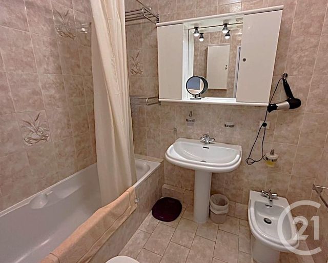 Appartement F2 à vendre - 2 pièces - 48 m2 - Menton - 06 - PROVENCE-ALPES-COTE-D-AZUR