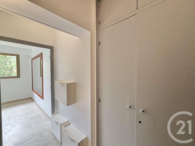 Appartement F1 &agrave; louer - 1 pi&egrave;ce - 33,35 m2 - Roquebrune Cap Martin - 06 - PROVENCE-ALPES-COTE-D-AZUR