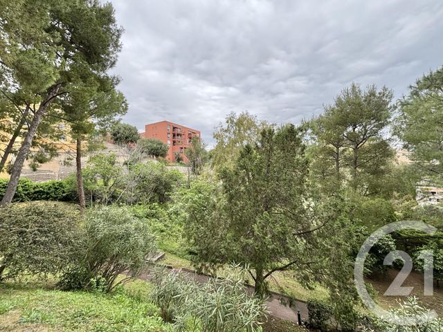 Appartement F1 &agrave; louer - 1 pi&egrave;ce - 33,35 m2 - Roquebrune Cap Martin - 06 - PROVENCE-ALPES-COTE-D-AZUR