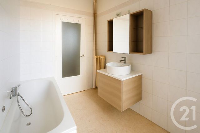 Appartement F4 &agrave; vendre - 4 pi&egrave;ces - 76,26 m2 - Menton - 06 - PROVENCE-ALPES-COTE-D-AZUR