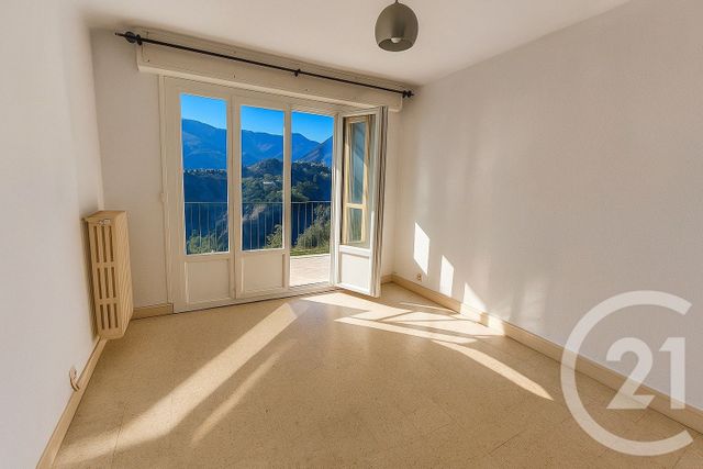 Appartement F4 &agrave; vendre - 4 pi&egrave;ces - 76,26 m2 - Menton - 06 - PROVENCE-ALPES-COTE-D-AZUR