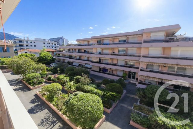 Appartement F1 &agrave; vendre - 1 pi&egrave;ce - 22,15 m2 - Roquebrune Cap Martin - 06 - PROVENCE-ALPES-COTE-D-AZUR