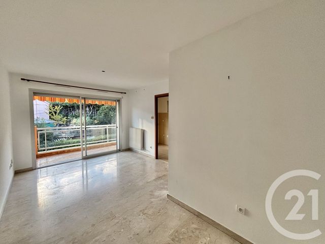 Appartement F1 à louer - 1 pièce - 26,29 m2 - Menton - 06 - PROVENCE-ALPES-COTE-D-AZUR