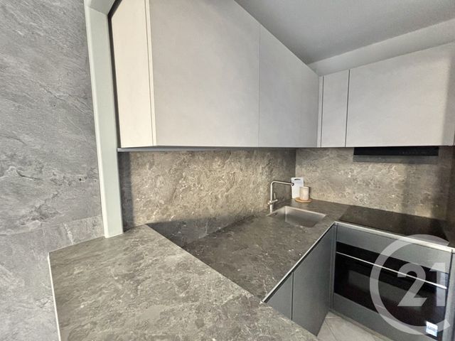Appartement F2 &agrave; louer - 2 pi&egrave;ces - 33,75 m2 - Menton - 06 - PROVENCE-ALPES-COTE-D-AZUR