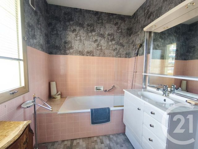 Appartement F1 &agrave; vendre - 1 pi&egrave;ce - 41,10 m2 - Roquebrune Cap Martin - 06 - PROVENCE-ALPES-COTE-D-AZUR