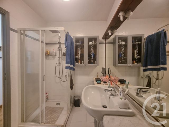 Appartement &agrave; vendre - 2 pi&egrave;ces - 54,70 m2 - Menton - 06 - PROVENCE-ALPES-COTE-D-AZUR