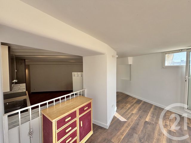 Appartement F3 &agrave; louer - 3 pi&egrave;ces - 71,03 m2 - Menton - 06 - PROVENCE-ALPES-COTE-D-AZUR