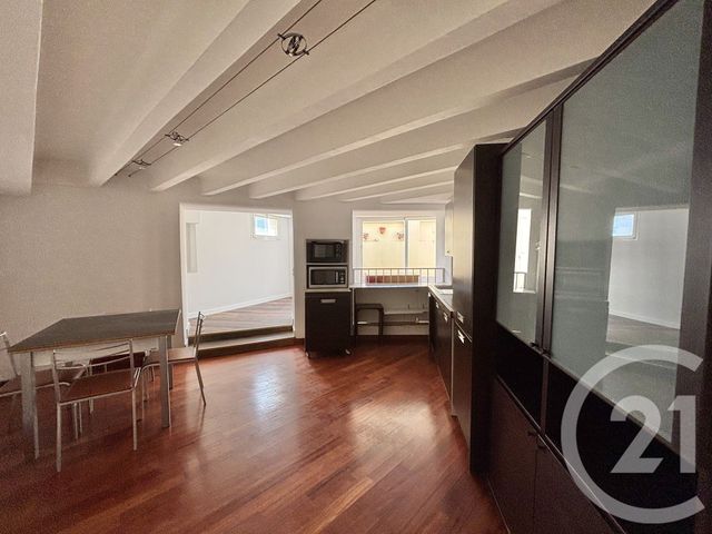 Appartement F3 &agrave; louer - 3 pi&egrave;ces - 71,03 m2 - Menton - 06 - PROVENCE-ALPES-COTE-D-AZUR