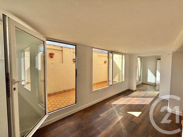Appartement F3 &agrave; louer - 3 pi&egrave;ces - 71,03 m2 - Menton - 06 - PROVENCE-ALPES-COTE-D-AZUR