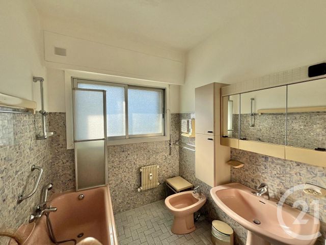 Appartement F2 &agrave; louer - 2 pi&egrave;ces - 45,82 m2 - Roquebrune Cap Martin - 06 - PROVENCE-ALPES-COTE-D-AZUR