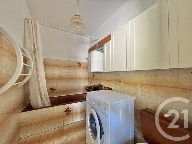 Appartement F1 &agrave; louer - 1 pi&egrave;ce - 25 m2 - Menton - 06 - PROVENCE-ALPES-COTE-D-AZUR