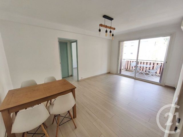 Appartement F2 &agrave; louer - 2 pi&egrave;ces - 46,90 m2 - Nice - 06 - PROVENCE-ALPES-COTE-D-AZUR