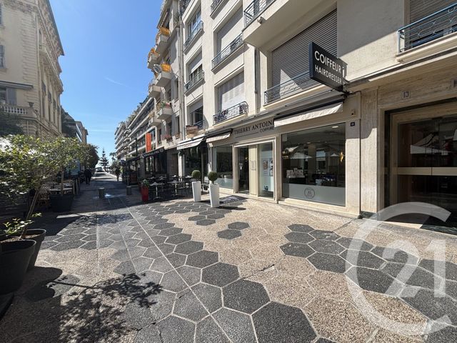 Appartement F2 &agrave; louer - 3 pi&egrave;ces - 52,35 m2 - Nice - 06 - PROVENCE-ALPES-COTE-D-AZUR