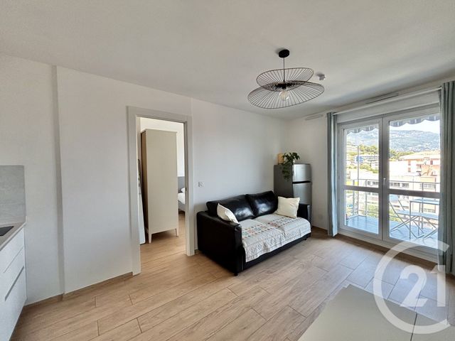 Appartement F2 &agrave; louer - 2 pi&egrave;ces - 31,04 m2 - Roquebrune Cap Martin - 06 - PROVENCE-ALPES-COTE-D-AZUR