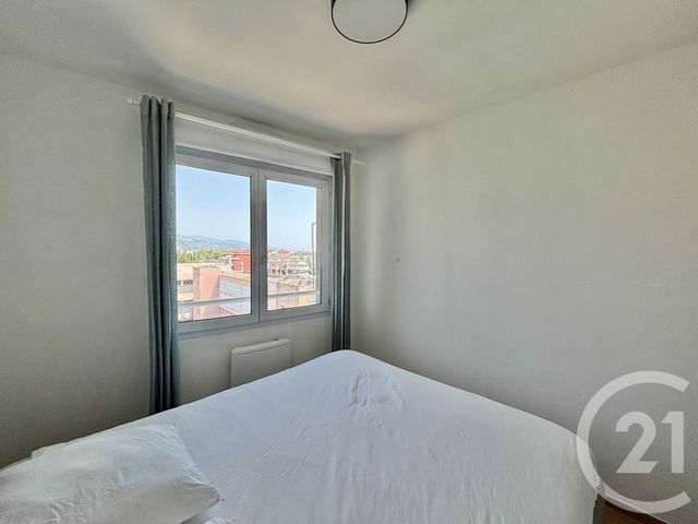 Appartement F2 &agrave; louer - 2 pi&egrave;ces - 31,04 m2 - Roquebrune Cap Martin - 06 - PROVENCE-ALPES-COTE-D-AZUR