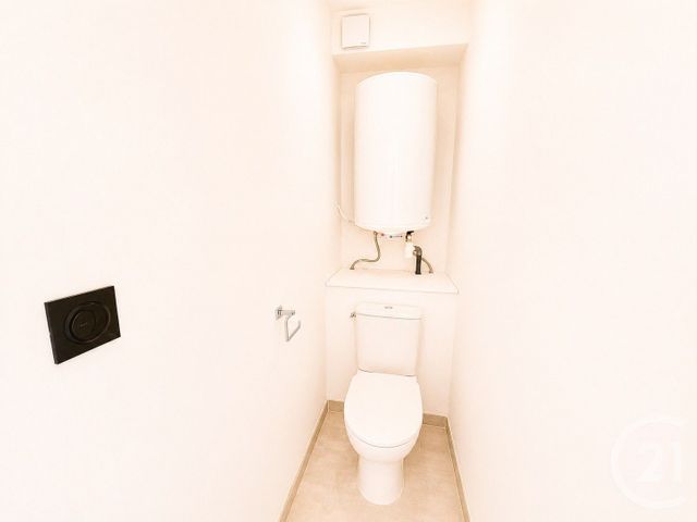 Appartement Studio &agrave; louer - 1 pi&egrave;ce - 30,37 m2 - La Turbie - 06 - PROVENCE-ALPES-COTE-D-AZUR