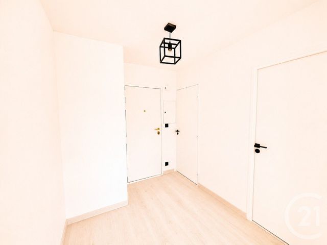 Appartement Studio &agrave; louer - 1 pi&egrave;ce - 30,37 m2 - La Turbie - 06 - PROVENCE-ALPES-COTE-D-AZUR