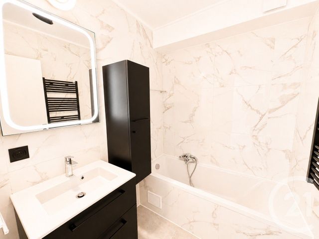 Appartement Studio &agrave; louer - 1 pi&egrave;ce - 30,37 m2 - La Turbie - 06 - PROVENCE-ALPES-COTE-D-AZUR