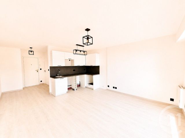 Appartement Studio &agrave; louer - 1 pi&egrave;ce - 30,37 m2 - La Turbie - 06 - PROVENCE-ALPES-COTE-D-AZUR