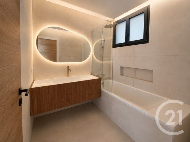 Appartement F4 &agrave; vendre - 4 pi&egrave;ces - 74,32 m2 - Roquebrune Cap Martin - 06 - PROVENCE-ALPES-COTE-D-AZUR