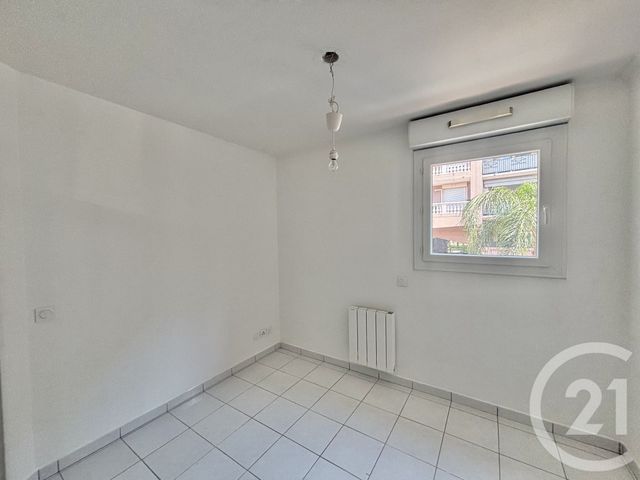 Appartement F2 &agrave; louer - 2 pi&egrave;ces - 36,89 m2 - Roquebrune Cap Martin - 06 - PROVENCE-ALPES-COTE-D-AZUR