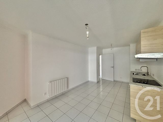 Appartement F2 &agrave; louer - 2 pi&egrave;ces - 36,89 m2 - Roquebrune Cap Martin - 06 - PROVENCE-ALPES-COTE-D-AZUR