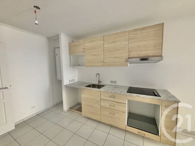 Appartement F2 &agrave; louer - 2 pi&egrave;ces - 36,89 m2 - Roquebrune Cap Martin - 06 - PROVENCE-ALPES-COTE-D-AZUR