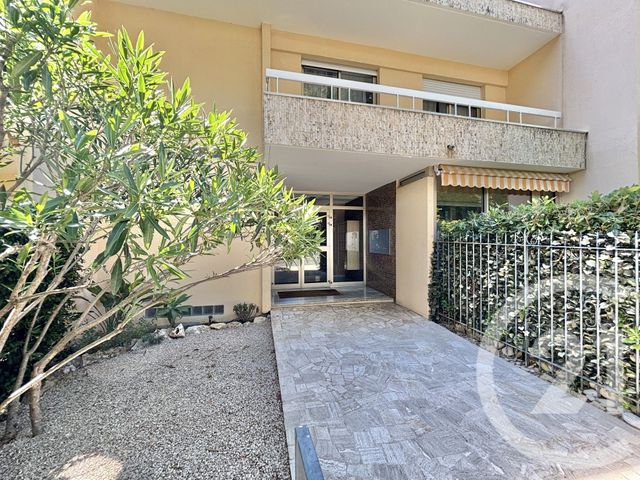 Appartement F3 &agrave; louer - 3 pi&egrave;ces - 70,22 m2 - Roquebrune Cap Martin - 06 - PROVENCE-ALPES-COTE-D-AZUR