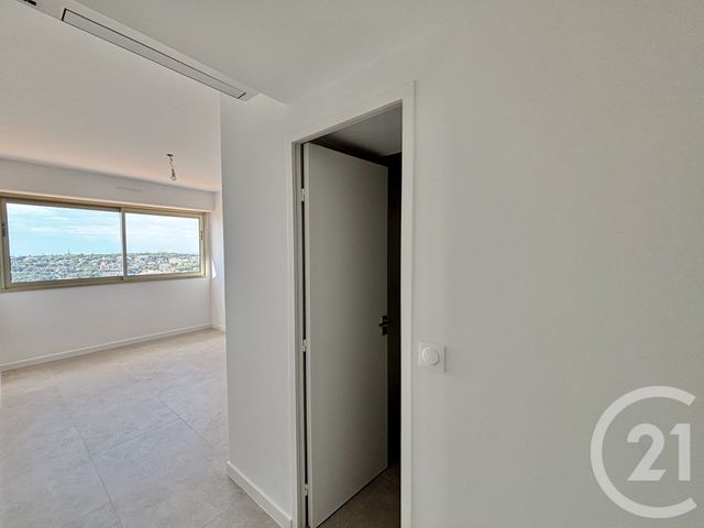 Appartement F3 &agrave; louer - 3 pi&egrave;ces - 70,22 m2 - Roquebrune Cap Martin - 06 - PROVENCE-ALPES-COTE-D-AZUR