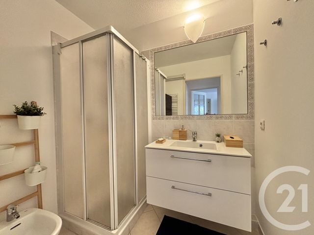 Appartement F2 &agrave; louer - 2 pi&egrave;ces - 38,65 m2 - Roquebrune Cap Martin - 06 - PROVENCE-ALPES-COTE-D-AZUR
