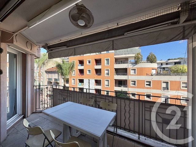 Appartement F2 &agrave; louer - 2 pi&egrave;ces - 38,65 m2 - Roquebrune Cap Martin - 06 - PROVENCE-ALPES-COTE-D-AZUR