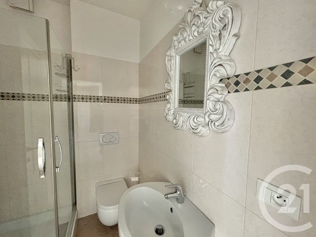 Appartement F3 &agrave; louer - 2 pi&egrave;ces - 58,50 m2 - Roquebrune Cap Martin - 06 - PROVENCE-ALPES-COTE-D-AZUR