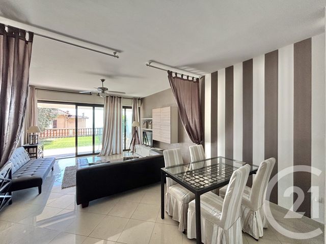 Appartement F2 &agrave; louer - 2 pi&egrave;ces - 59,10 m2 - Roquebrune Cap Martin - 06 - PROVENCE-ALPES-COTE-D-AZUR