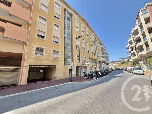 Parking &agrave; louer - 13,59 m2 - Roquebrune Cap Martin - 06 - PROVENCE-ALPES-COTE-D-AZUR