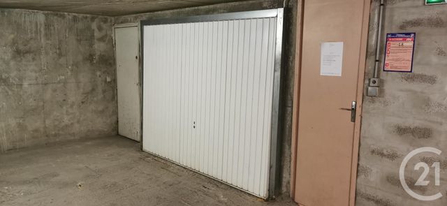 Parking &agrave; louer - 12 m2 - Roquebrune Cap Martin - 06 - PROVENCE-ALPES-COTE-D-AZUR