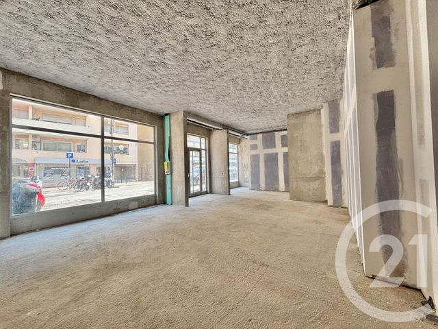 Local commercial à louer - 80.0 m2 - 06 - Alpes-Maritimes